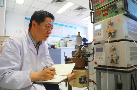 中國石化 石油大學(xué)(華東) 簽約己二腈項目